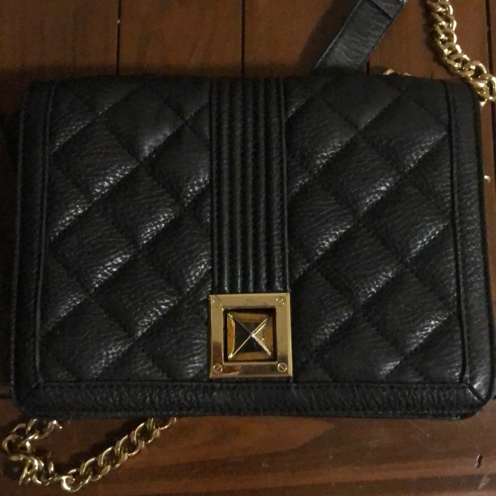 Bcbg black shoulder purse